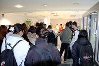 Begrüßung der Schüler im Geokompetenz-Center © LVermGeo Begrüßung der Schüler im Geokompetenz-Center