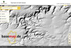 Schräglichtschummerung (basemap.de Web Raster Hillshade)