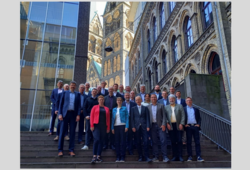 Abb. 1: Teilnehmer der 43. Sitzung des LG GDI-DE © Senat für Bau, Mobilität und Stadtentwicklung der Freien Hansestadt Bremen, Mai 2025