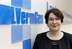 Präsidentin des LVermGeo Frau Jäger-Bredenfeld